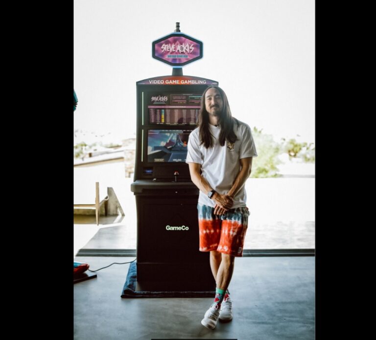 Steve Aoki