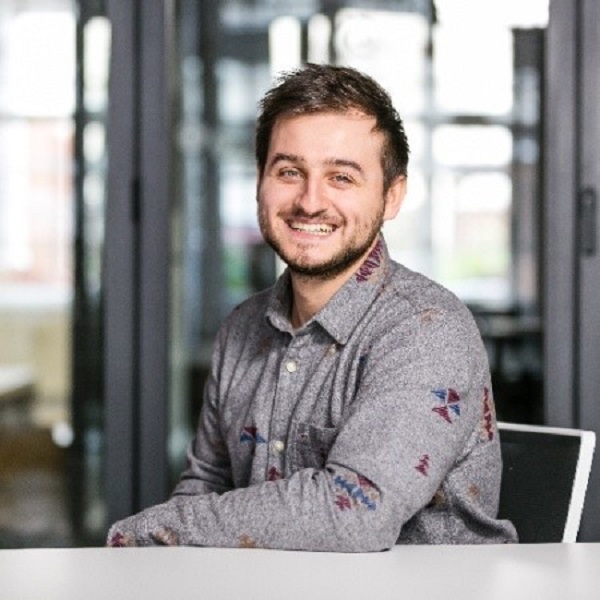 Alexandru Dumitru is CTO of Swaarm.