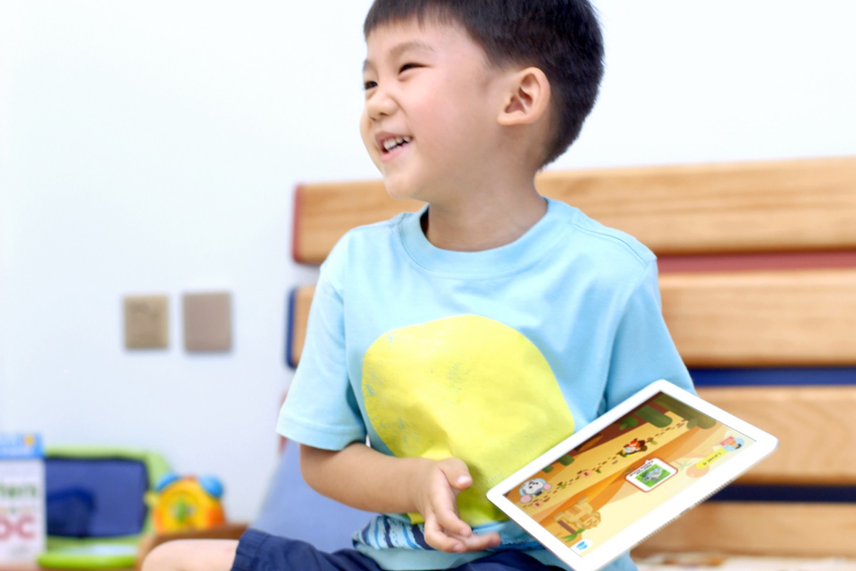 Tencent and Age of Learning will bring English learning apps to China.