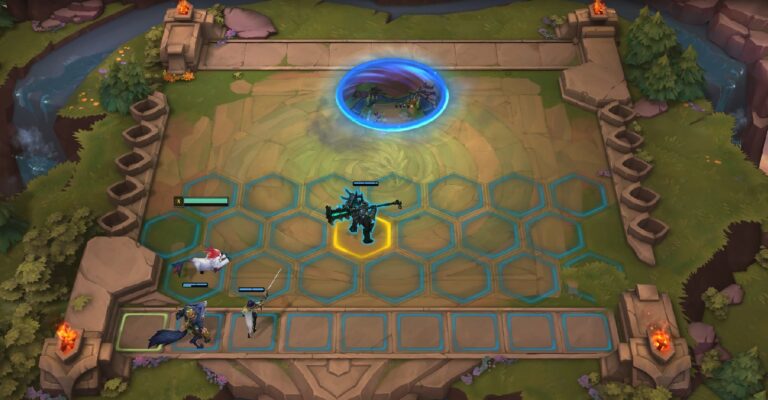 Teamfight Tactics is like Auto Chess.