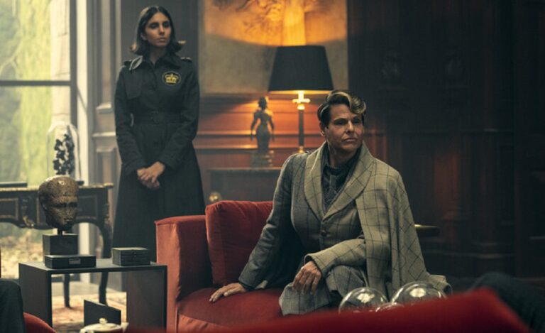 Alexandra Billings (right) plays inspector Ainsley Lobeer in The Peripheral.