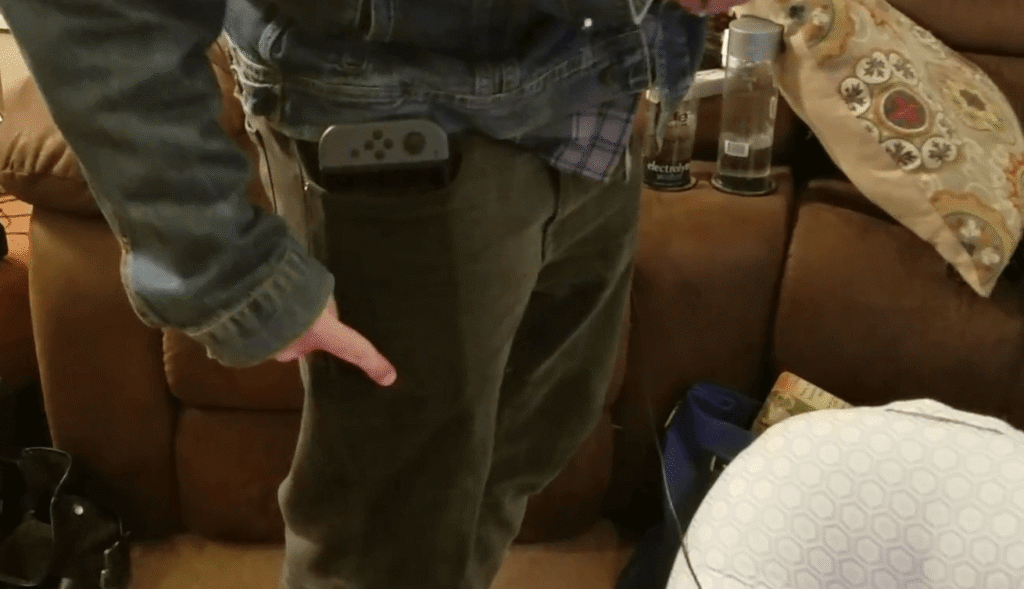 Here’s what Nintendo Switch looks like in a large man’s pockets