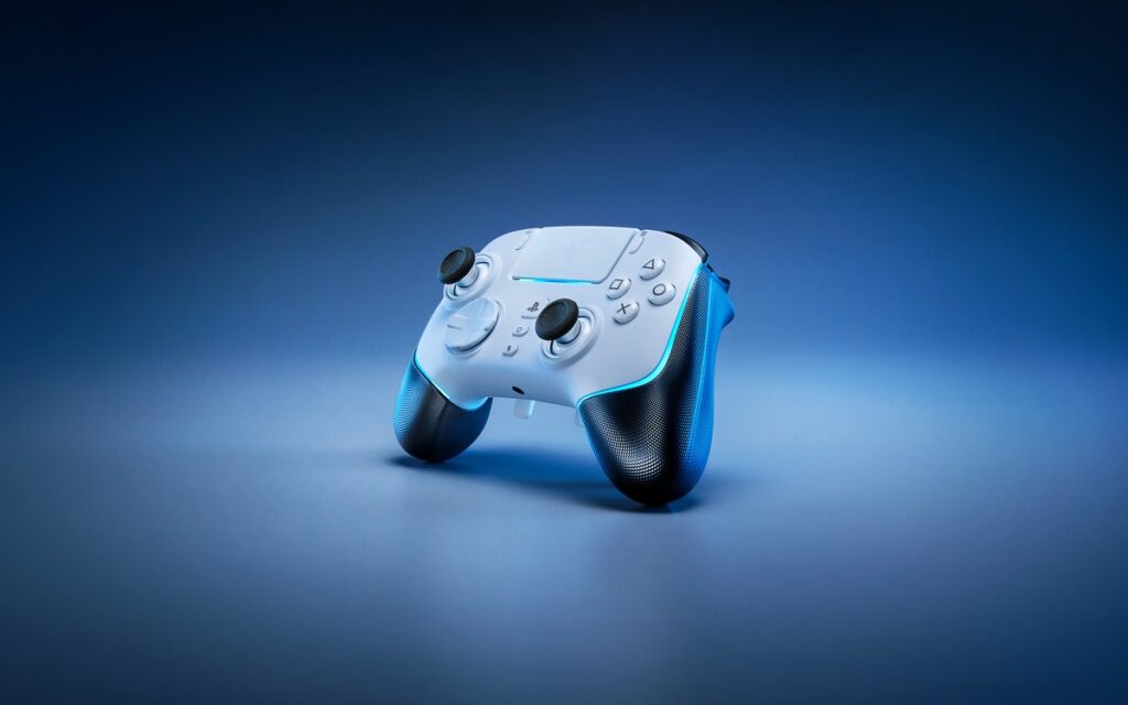 Razer's latest Wolverine game controller.