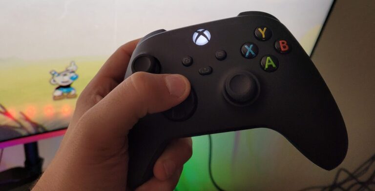 Xbox Series X controller.