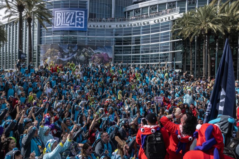 BlizzCon draws the faithful fans.