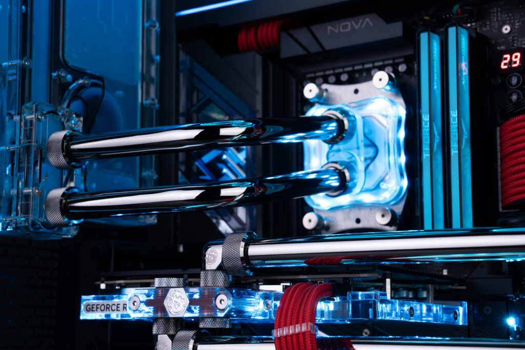 Maingear unveils new liquid-cooled Apex Force and Rush desktops gaming PCs
